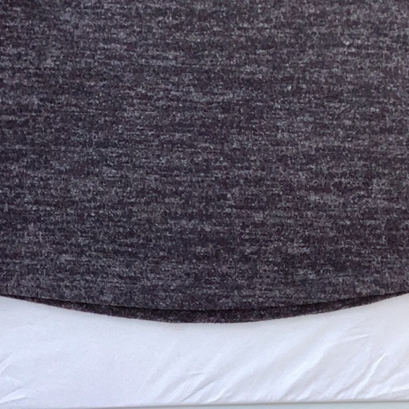 Preloved Danskin Lifewear sweater. Short sleeves. Light weight wool like fabric - Picture 7 of 7